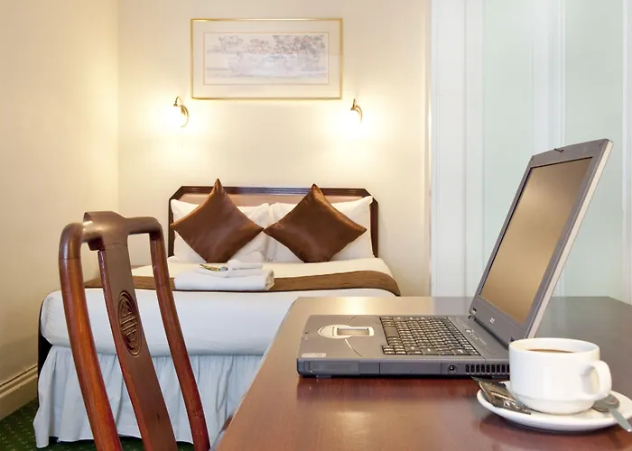 Astor Court Hotel